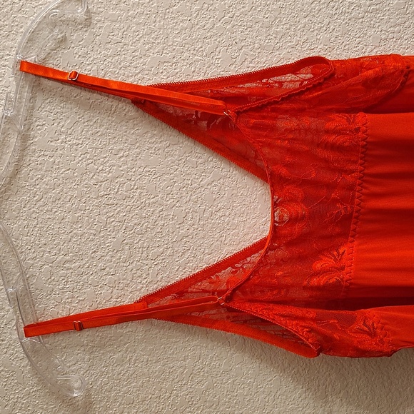 Lingerie 2 Piece Plus XXL Wine Floral Lace Spaghetti Straps Slip & Thong B3 X P - Picture 4 of 13